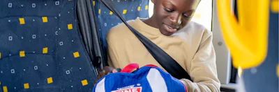 Gutt på bussen